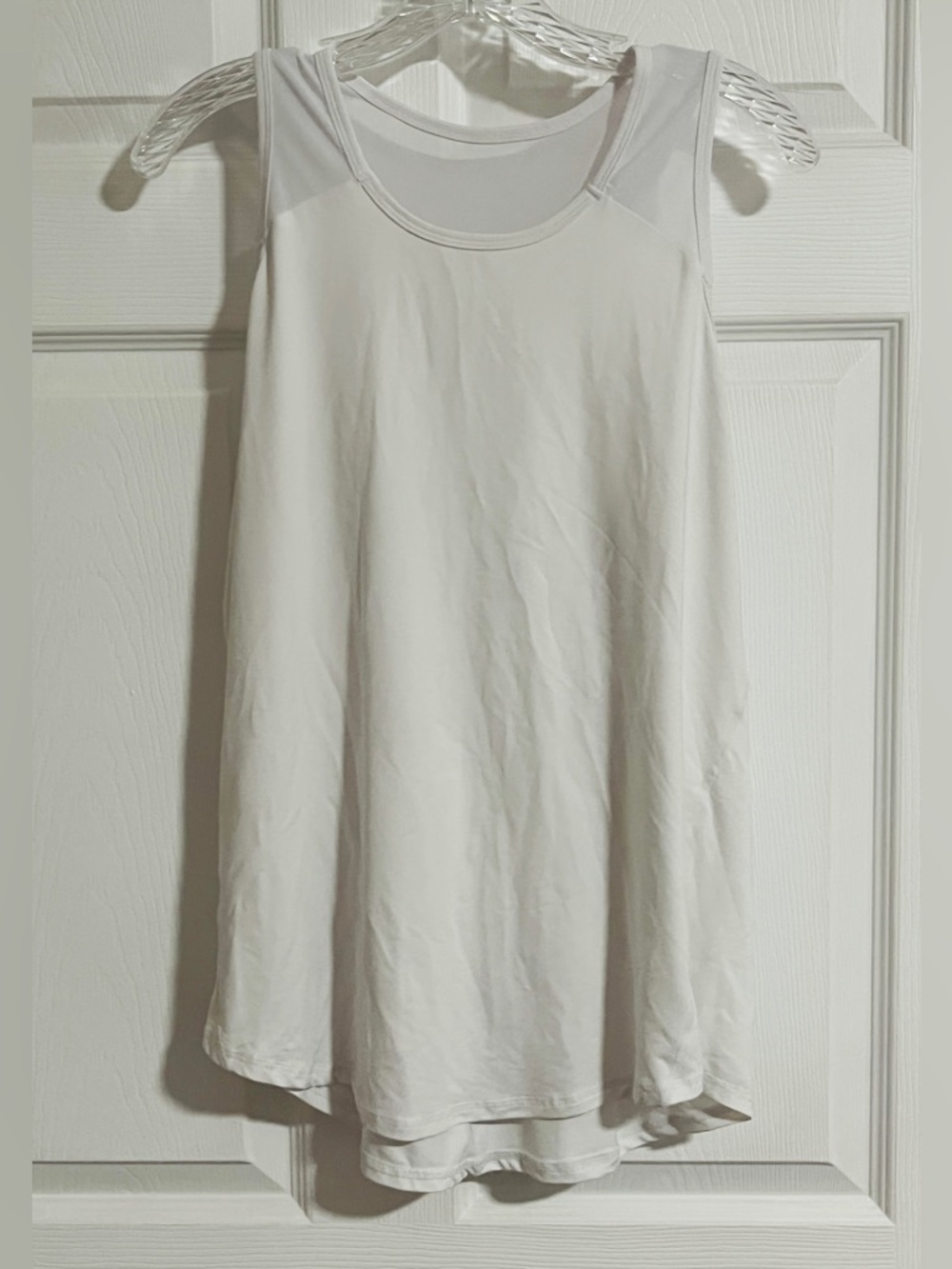 Liberty Pro Women's XL White Mesh Scoop Neck Stretch Breathable
Racerback Tank